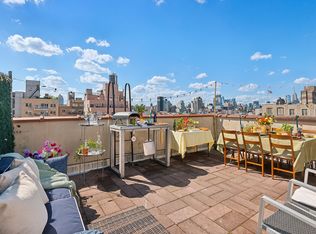 35 Essex St #B, New York, NY 10002