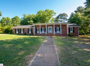 106 Chestnut Ave, Greer, SC 29651