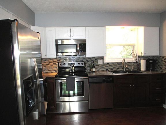 4th image of 551 Haversham Dr