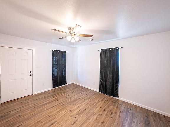 4th image of 1314 26th St