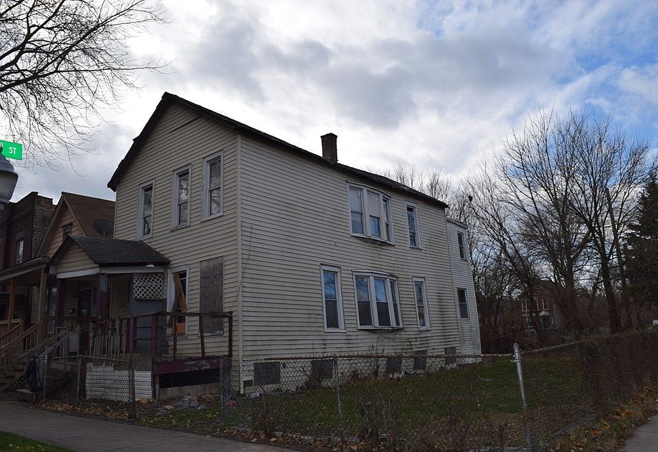 2nd image of 6402 S Aberdeen St