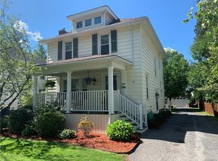 43 Lakeview Pkwy, Lockport, NY 14094