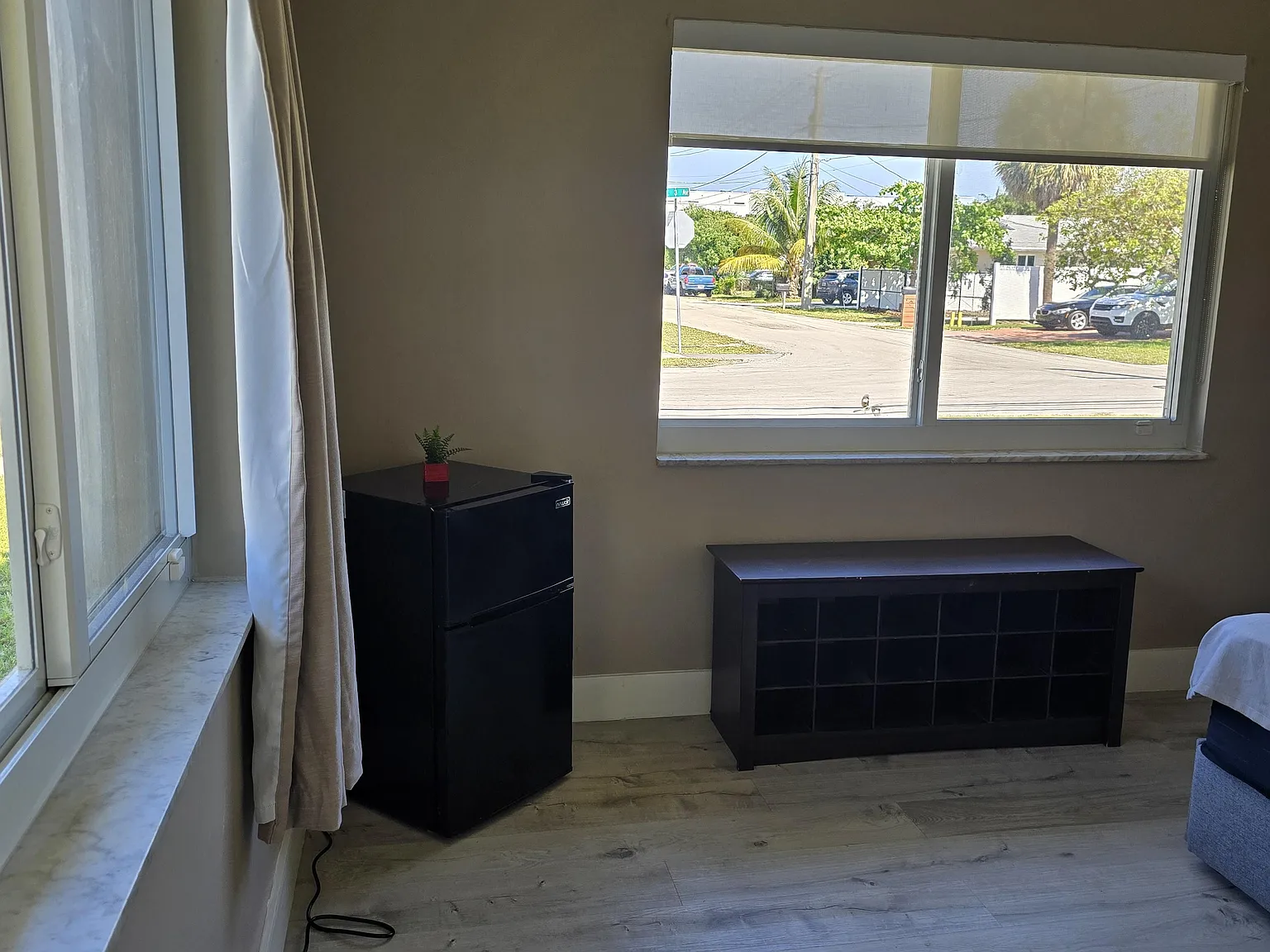4 bed, 2.0 bath, 1298 sqft, $1,312 — Photo 1