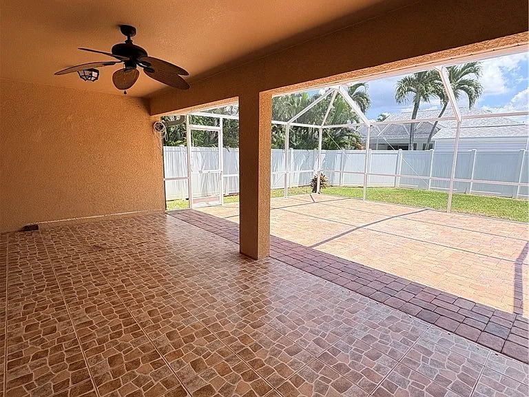 4313 SW 19th Ave — Photo 11