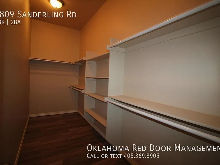 5809 Sanderling Rd — Photo 16