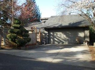 3327 SW Illinois St, Portland, OR 97239