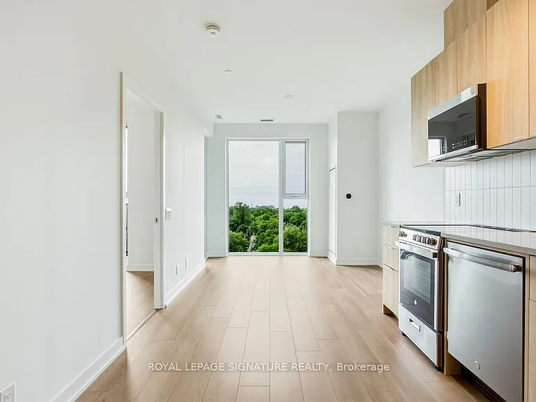 1660 Bloor St W #1204 — Photo 8