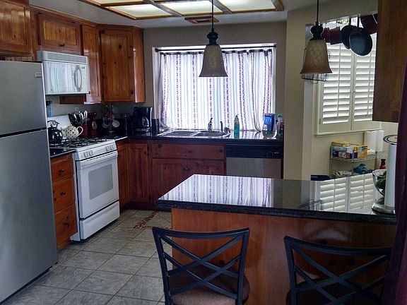 5th image of 44199 Galicia Dr