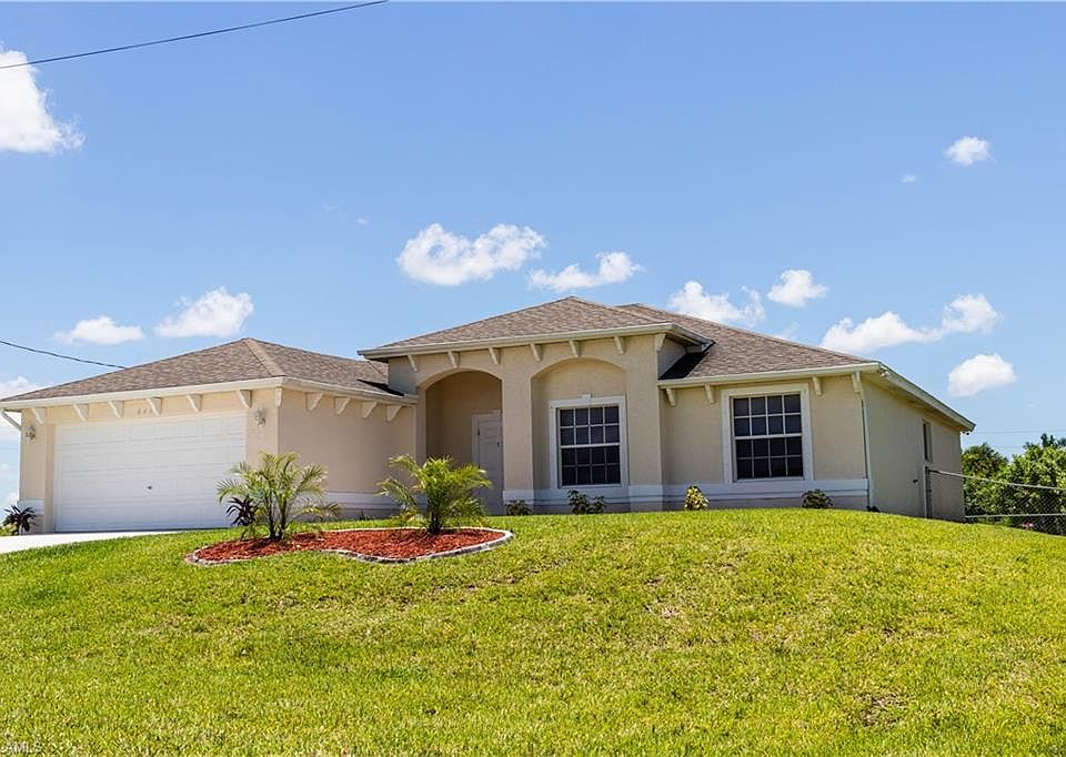 1st image of 840 NE 38th Ter