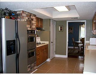 2nd image of 118 Melrose Dr