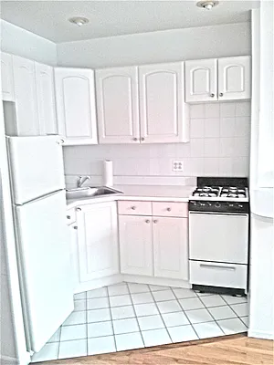 Rented by CLB Realty | media 2