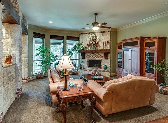 5th image of 900 Hideaway Ct