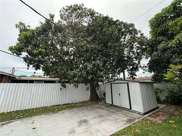 15460 SW 102nd Pl — Photo 6