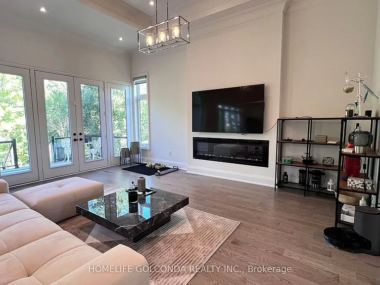 145 English Oak Dr — Photo 11