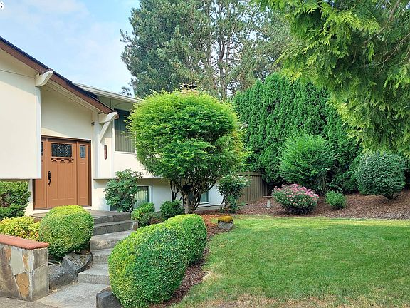 2nd image of 10787 SE 96th Ct