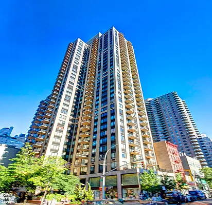 Rented by Brown Harris Stevens | media 18