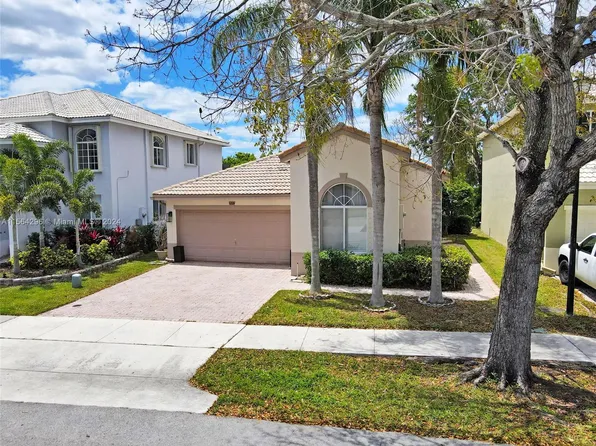 6529 Sandpiper Dr, Coconut Creek, FL 33073