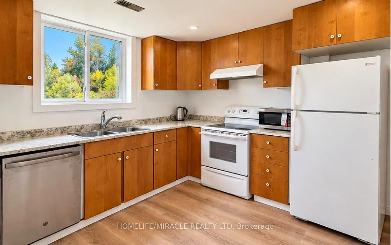 2 bed, $1,900 — Photo 1