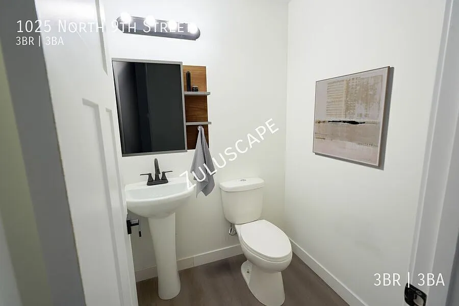 Zplace Courtyard Townhomes — Photo 4