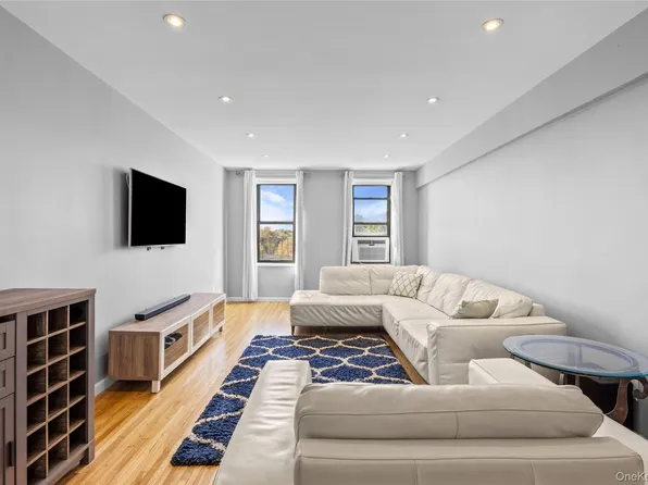 2209 Knapp Street #6H, Brooklyn, NY 11229