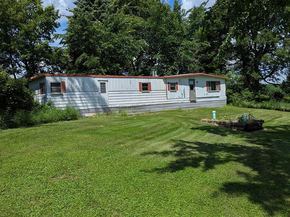 43rd image of 20349 200th St