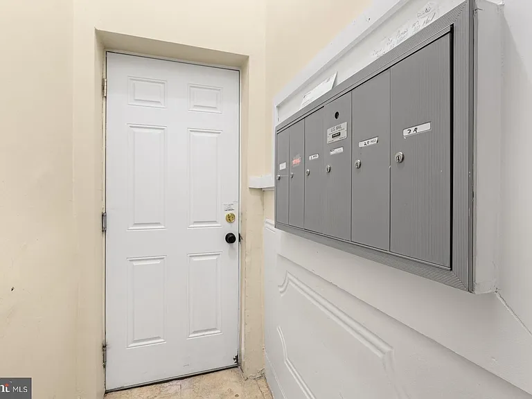 619 S 16th St #3R — Photo 19