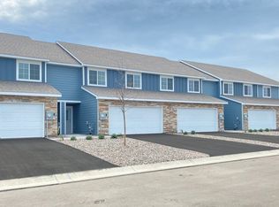 FINLEY Plan, Big Woods Townhomes, Rogers, MN 55374