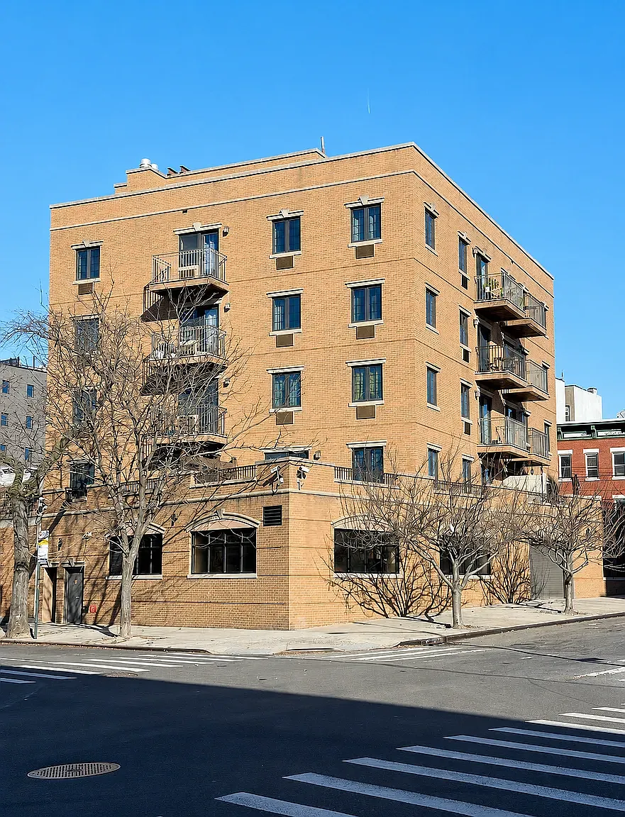 22-14 Astoria Boulevard — Photo 1