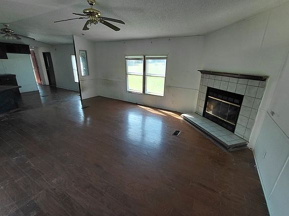 3rd image of 15226 Cannon Rd #19