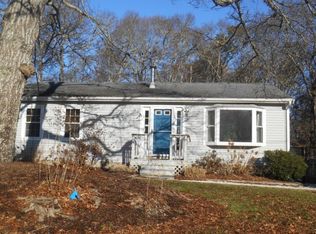 44 Hemlock Dr, Mashpee, MA 02649