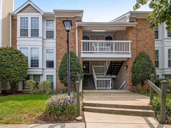 2429 S Walter Reed Dr, Arlington, VA 22206