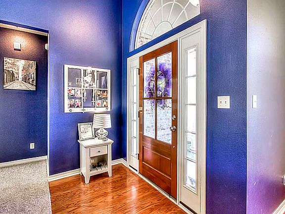 4th image of 10436 Plum Creek Dr