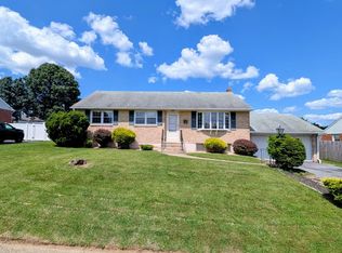 2505 Faulkland Rd, Wilmington, DE 19808