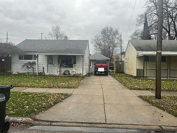 4th image of 5887 William St