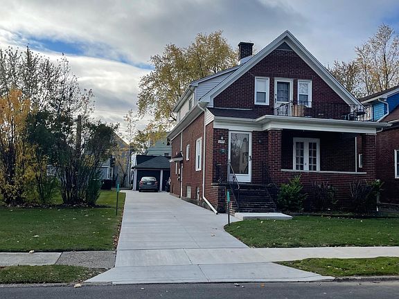 2nd image of 359 Stillwell Ave Floor 1