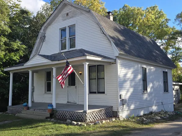 304 State St, East Jordan, MI 49727