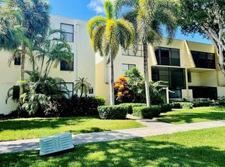 20300 W Country Club Dr #PENTHOUSE 22-3, Aventura, FL