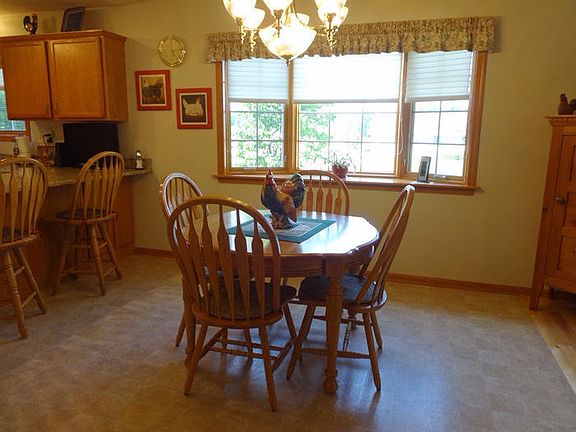 5th image of 624 Annecy Park Cir