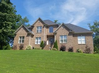 8700 Carrington Lake Rdg, Trussville, AL 35173