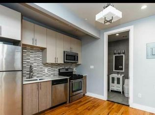 672 Grand St #2B, Brooklyn, NY 11211