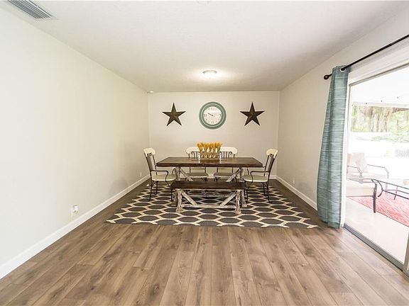 4th image of 130 Whittier Ln