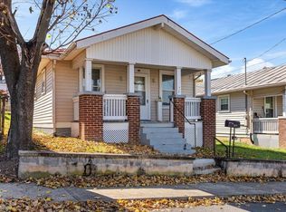 928 Trout St, Staunton, VA 24401