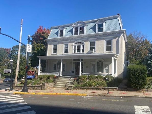 147 N Main St #2-1