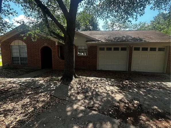 1404 Sunny Ct, College Station, TX 77840