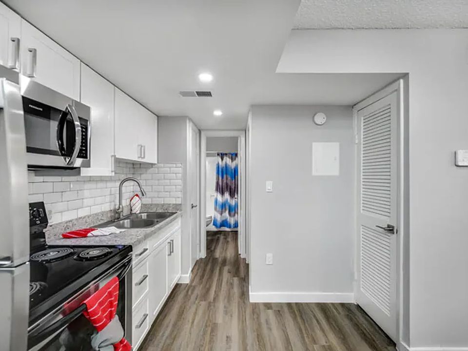 1st image of 13221 Bunn Cir #G78