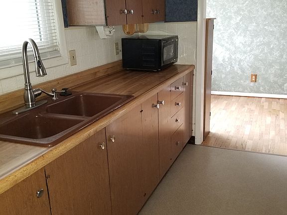 4th image of 309 Thomas Ave