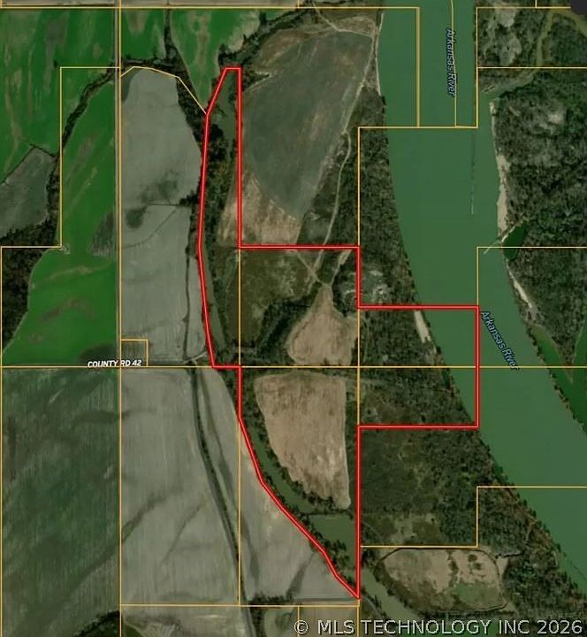 1st image of 42 County Rd