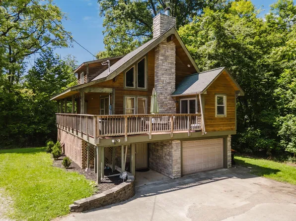 153 Lighthouse Ln, Buckeye Lake, OH 43008