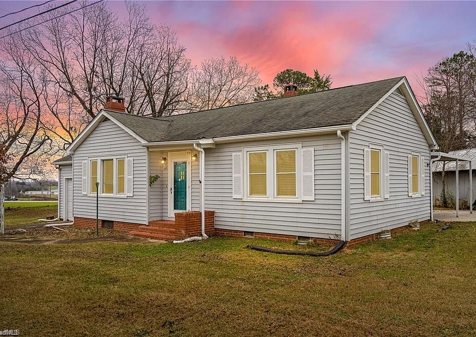 1st image of 165 Lakeview Church Rd