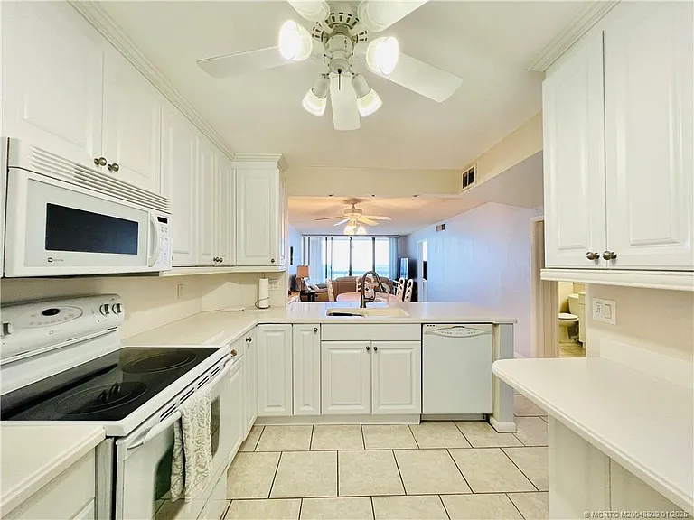 9940 S Ocean Dr #703 — Photo 8